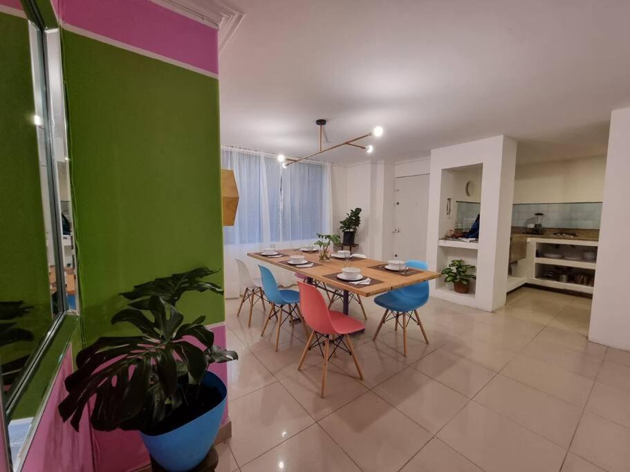 El Jardin De Manila Apartment Medellin Bagian luar foto