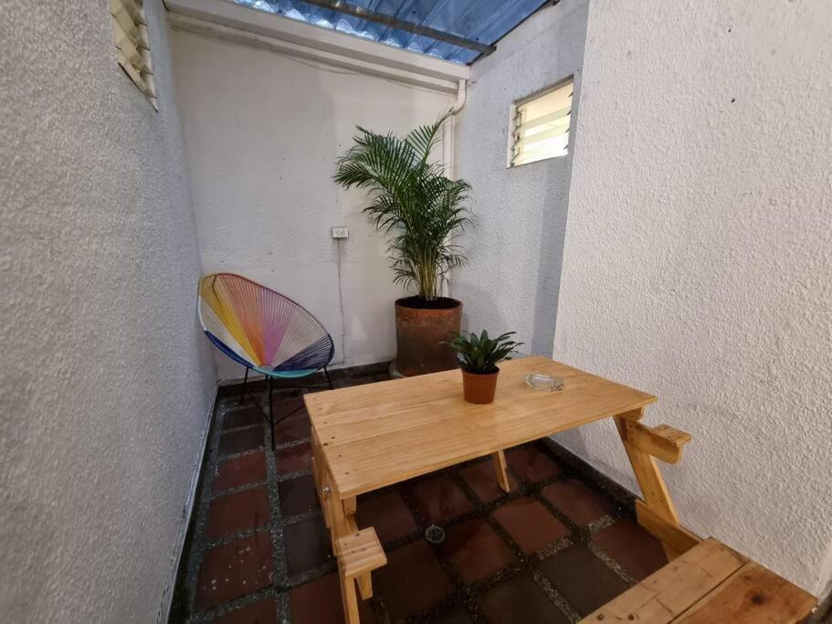 El Jardin De Manila Apartment Medellin Bagian luar foto