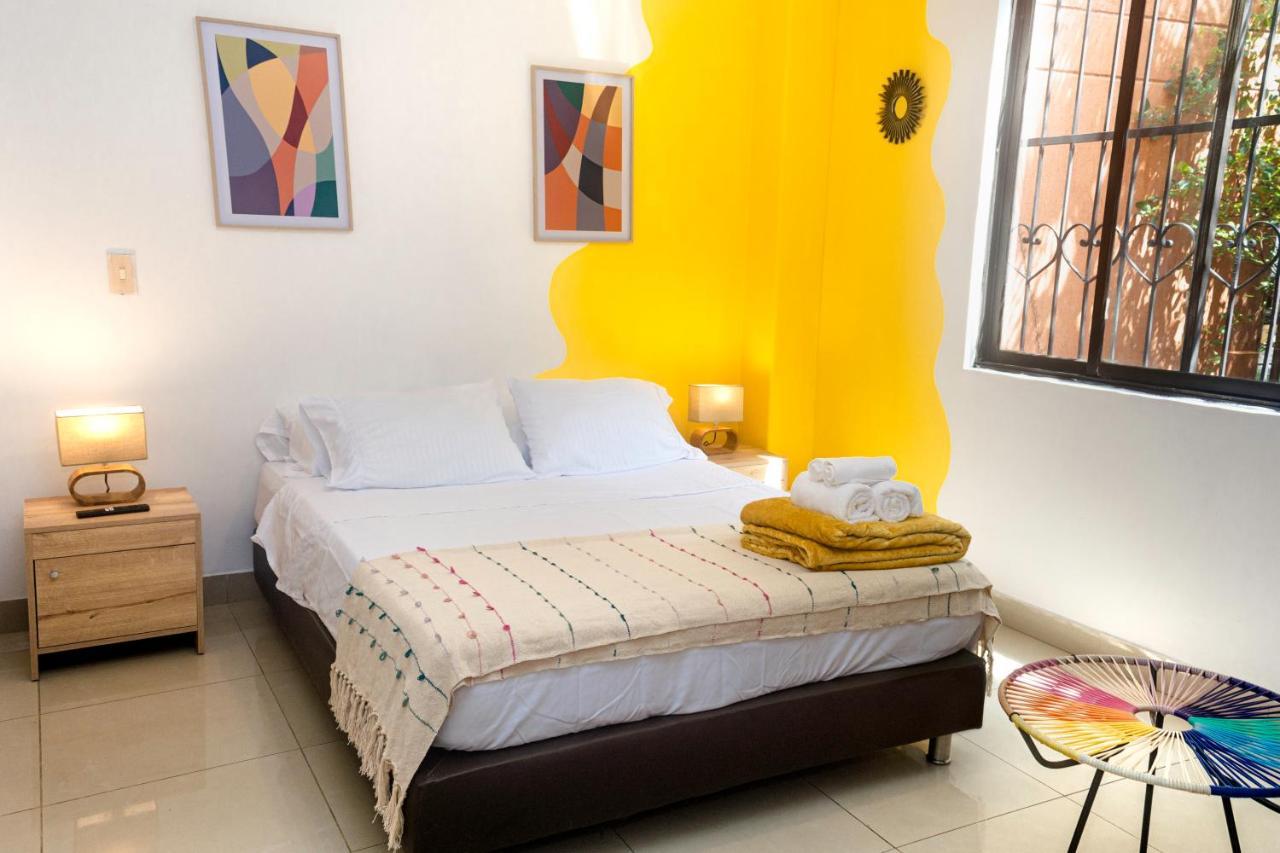 El Jardin De Manila Apartment Medellin Bagian luar foto