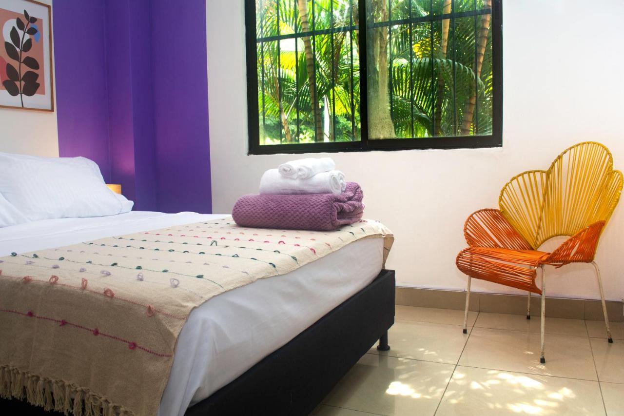 El Jardin De Manila Apartment Medellin Bagian luar foto